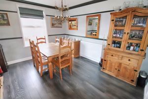 Dining room- click for photo gallery